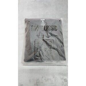 True Classic Men's Size Medium Navy Blue Crewneck T-Shirt Tee NWT